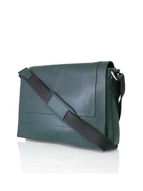 Sac messenger homme de luxe .